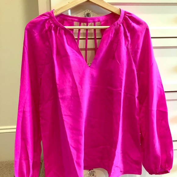 Lilly Pulitzer NWT Pink Silk shirt - Picture 1 of 3